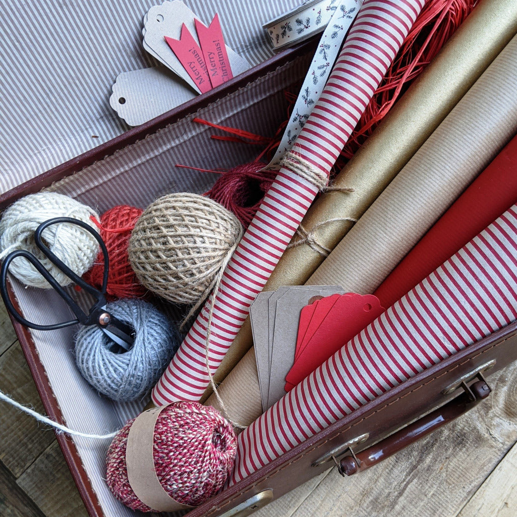 100% Recyclable Red And Kraft Paper Gift Wrap Set By The Danes