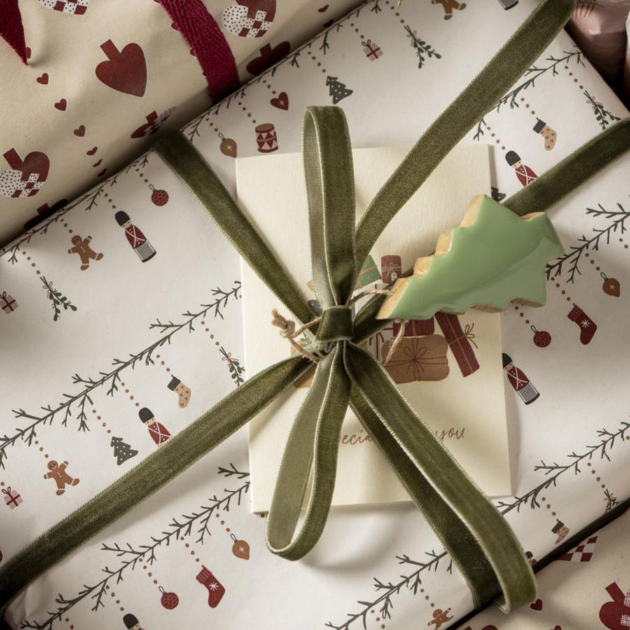 Traditional Scandinavian Christmas Wrapping Paper  | 5M Recyclable - Thedanes.co.uk - Creative & Sustainable Living The Scandinavian Way