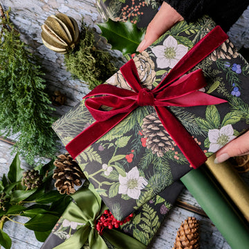 Festive Foliage Wrapping Paper, 3M - FSC & Recyclable - Thedanes.co.uk - Creative & Sustainable Living The Scandinavian Way