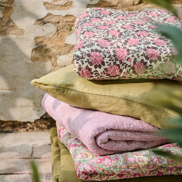 Light Summer Cotton Quilt- Assorted Floral Prints - Thedanes.co.uk - Creative & Sustainable Living The Scandinavian Way