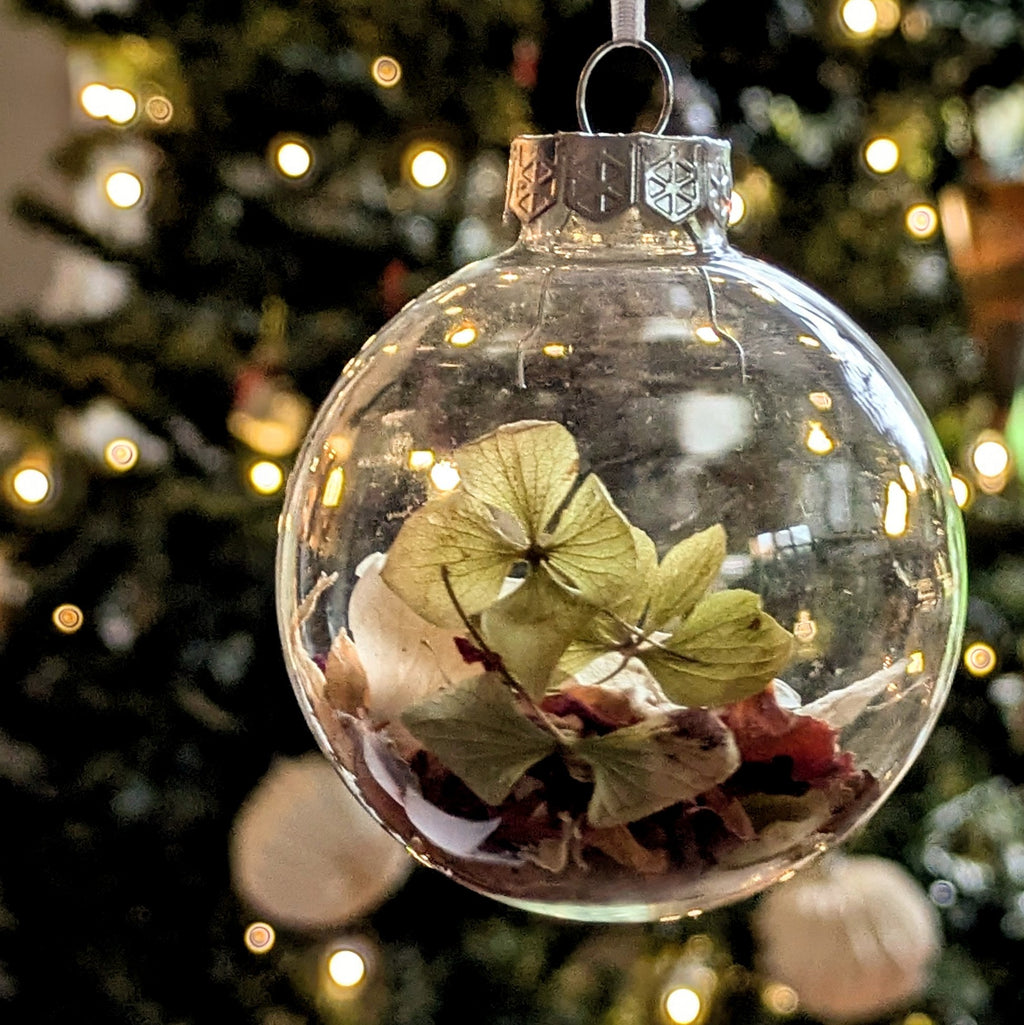 Flower Petal Filled Glass Bauble | Assorted Colour Petals - Thedanes.co.uk - Creative & Sustainable Living The Scandinavian Way