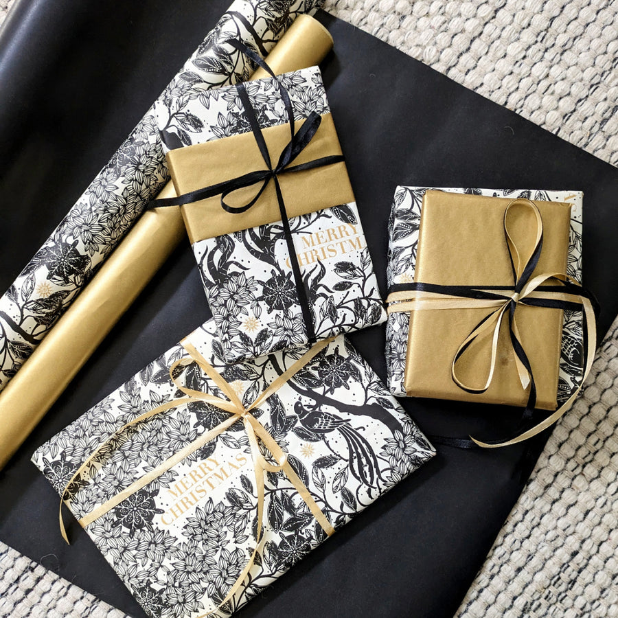 Gold & Black Merry Christmas Wrapping Paper, 3M - FSC & Recyclable