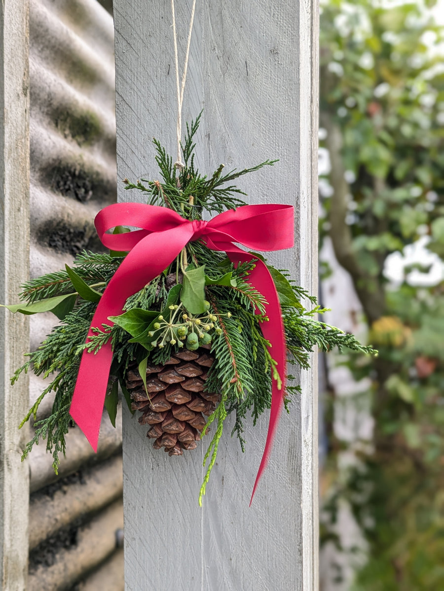 Hanging Pine Cone & Festive Seasonal Foliage | Wall or Door Decoration - Thedanes.co.uk - Creative & Sustainable Living The Scandinavian Way