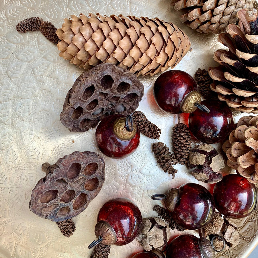 Rustic Maroon Red Glass Baubles Decorations x 8 - Thedanes.co.uk - Creative & Sustainable Living The Scandinavian Way