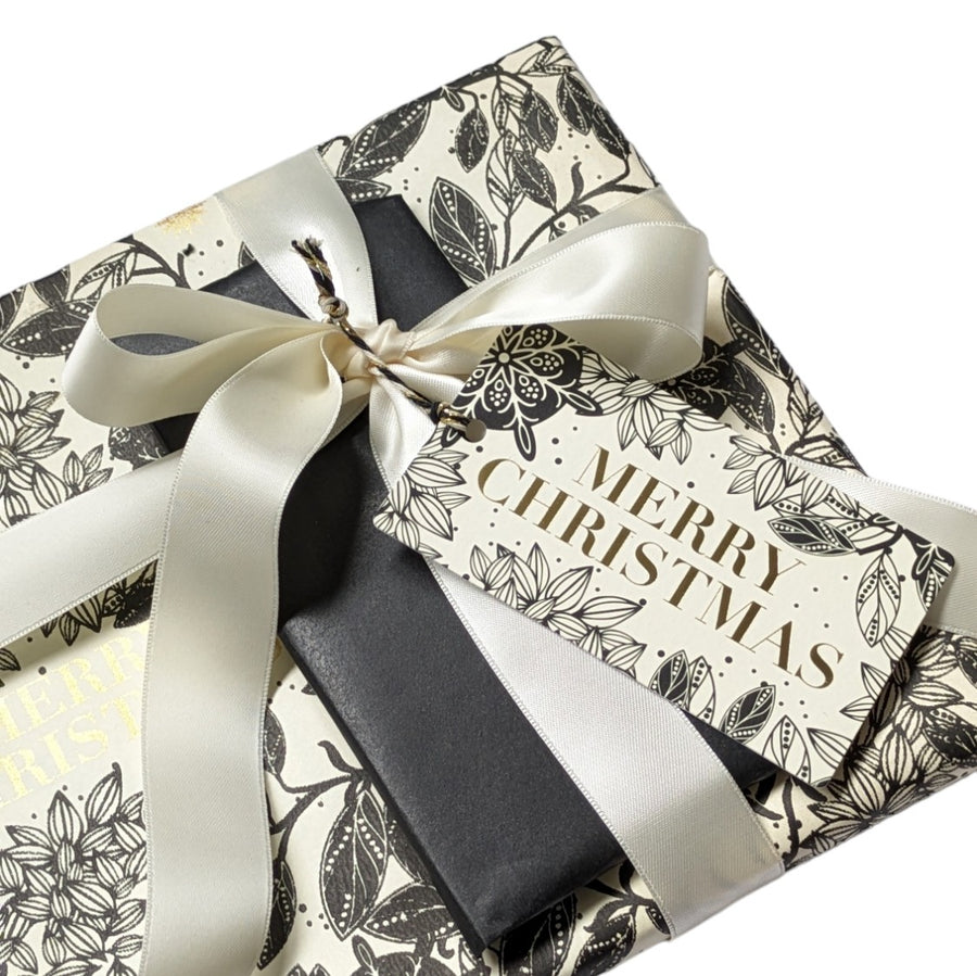 Gold & Black Merry Christmas Wrapping Paper, 3M - FSC & Recyclable