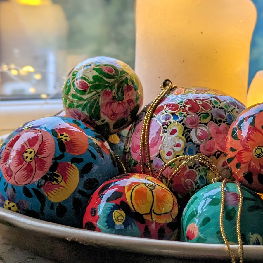 Hand Painted Kashmiri Paper Mache Baubles 60mm, Fair Trade | Set of 4 - Thedanes.co.uk - Creative & Sustainable Living The Scandinavian Way