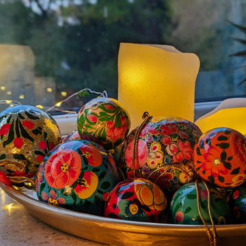 Hand Painted Kashmiri Paper Mache Baubles 60mm, Fair Trade | Set of 4 - Thedanes.co.uk - Creative & Sustainable Living The Scandinavian Way
