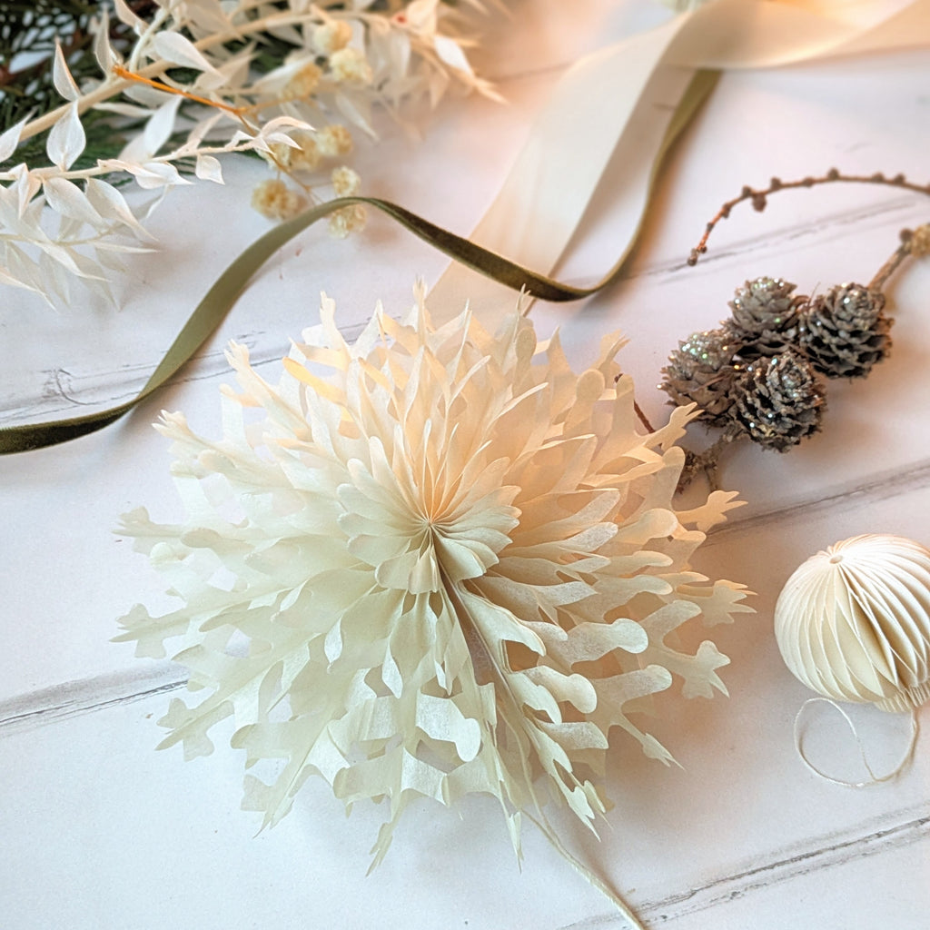 12 Ivory Paper Fan Snowflake Christmas Decorations | 15cm