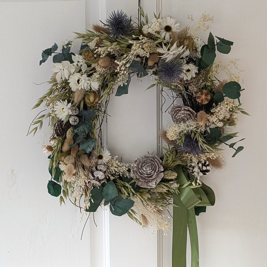 Christmas & Winter Dried Flower & Eucalyptus Wreath Kit - Thedanes.co.uk - Creative & Sustainable Living The Scandinavian Way