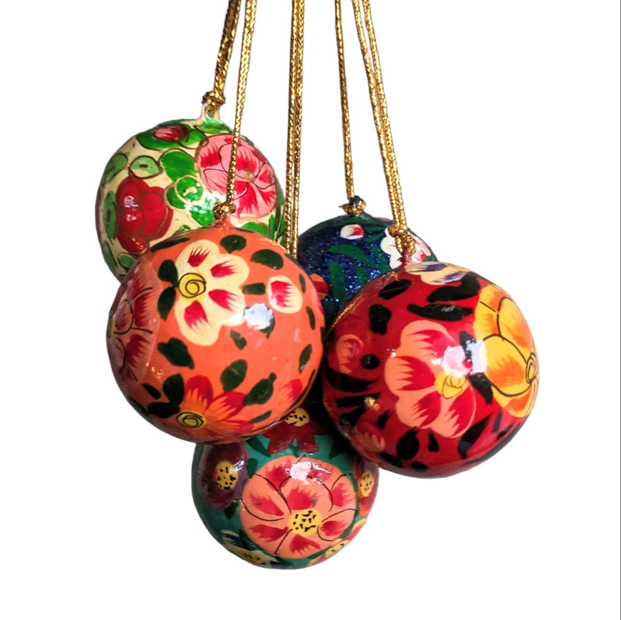 Hand Painted Kashmiri Paper Mache Baubles 60mm, Fair Trade | Set of 4 - Thedanes.co.uk - Creative & Sustainable Living The Scandinavian Way