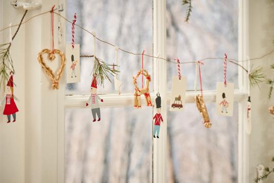 Scandi Christmas Straw Goat Hanging Tree Decoration | 2 Sizes - Thedanes.co.uk - Creative & Sustainable Living The Scandinavian Way