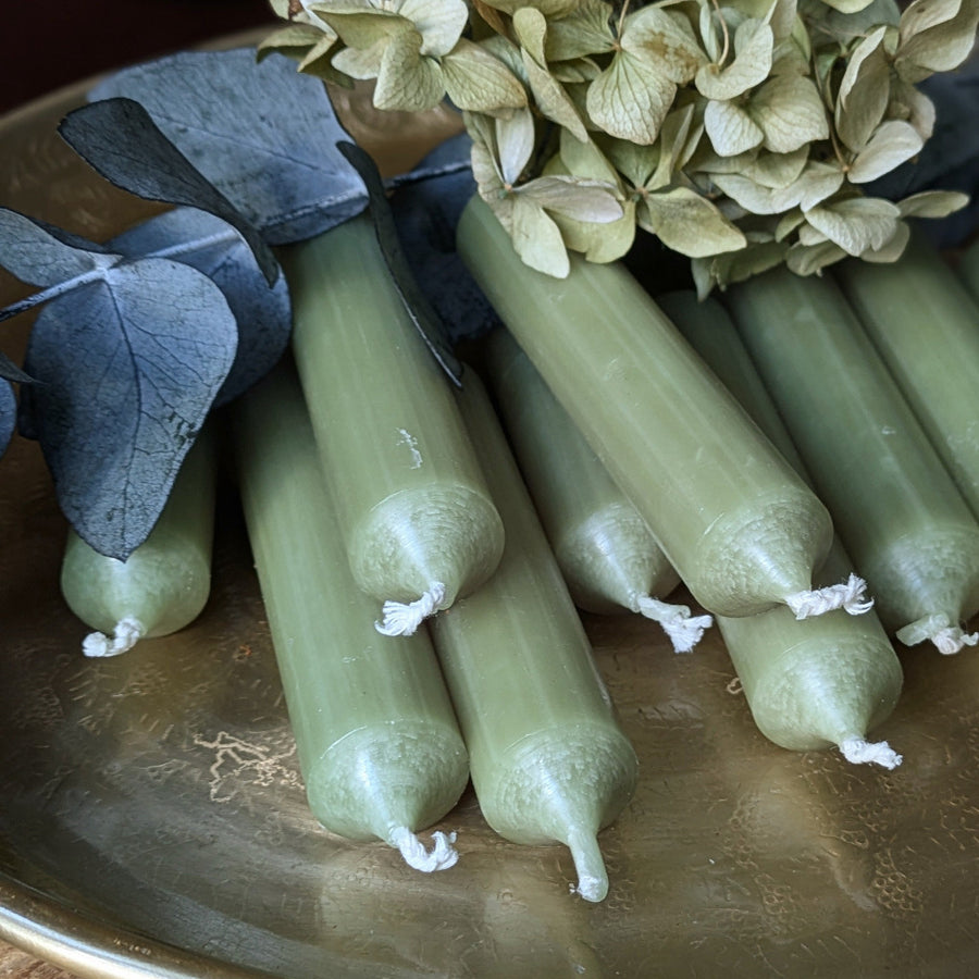 10 Short Dinner Candles | Moss Green - Thedanes.co.uk - Creative & Sustainable Living The Scandinavian Way