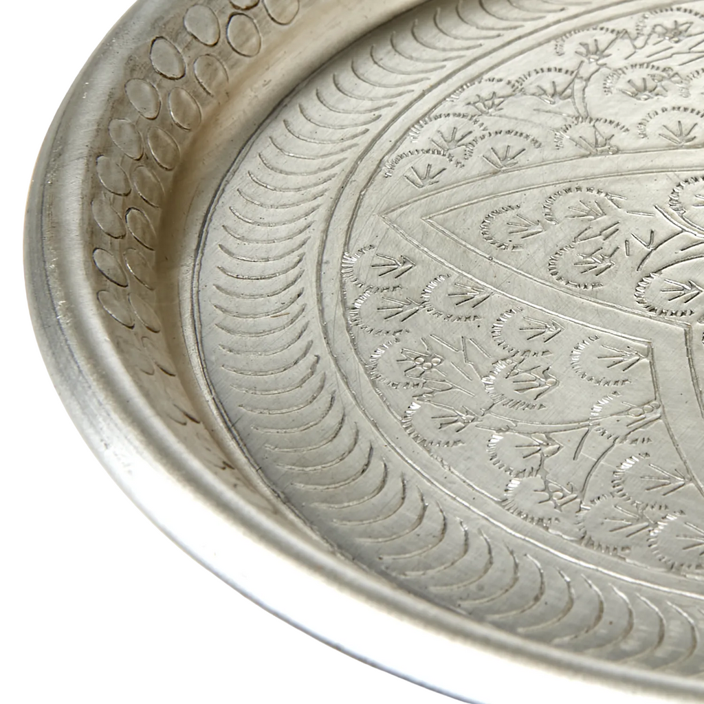 Silver Metal Embossed Candle Tray | 14.5cm - Thedanes.co.uk - Creative & Sustainable Living The Scandinavian Way