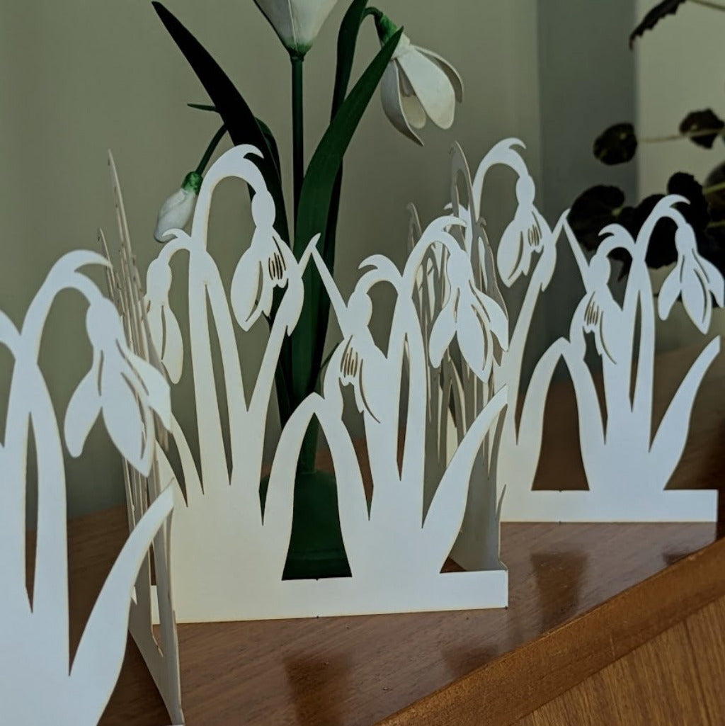 White Snowdrops | Paper Concertina Table Decoration - Thedanes.co.uk - Creative & Sustainable Living The Scandinavian Way