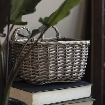 Wicker Wall Basket With 2 Handles | 21cm - Thedanes.co.uk - Creative & Sustainable Living The Scandinavian Way