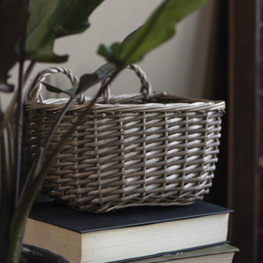 Wicker Wall Basket With 2 Handles | 21cm - Thedanes.co.uk - Creative & Sustainable Living The Scandinavian Way