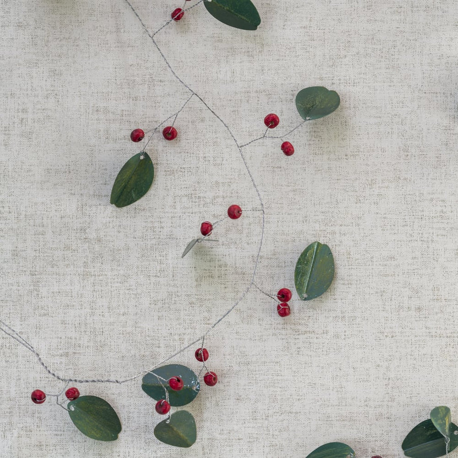 Winter Berry Garland | 185cm - Thedanes.co.uk - Creative & Sustainable Living The Scandinavian Way