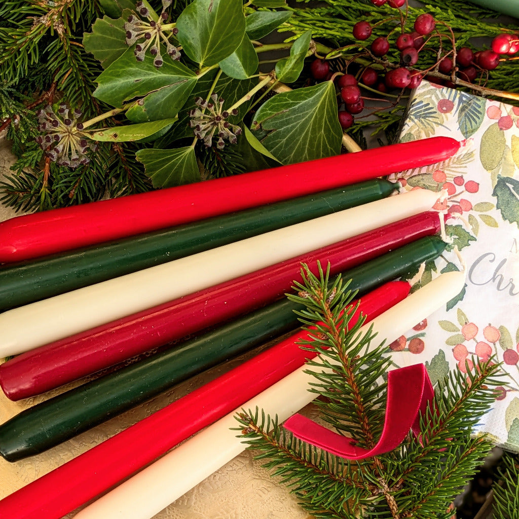8 Tapered Dinner Candles 22mm| Classic Christmas - Thedanes.co.uk - Creative & Sustainable Living The Scandinavian Way