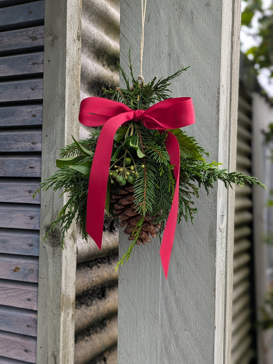 Pine Cone & Foliage Pomander Wall or Door Decoration - Thedanes.co.uk - Creative & Sustainable Living The Scandinavian Way