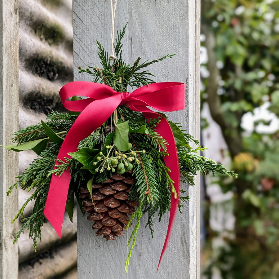 Pine Cone & Foliage Pomander Wall or Door Decoration - Thedanes.co.uk - Creative & Sustainable Living The Scandinavian Way