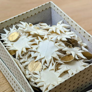 White & Gold Mini Star Garland - Fair Trade | 3Mtr - Thedanes.co.uk - Creative & Sustainable Living The Scandinavian Way
