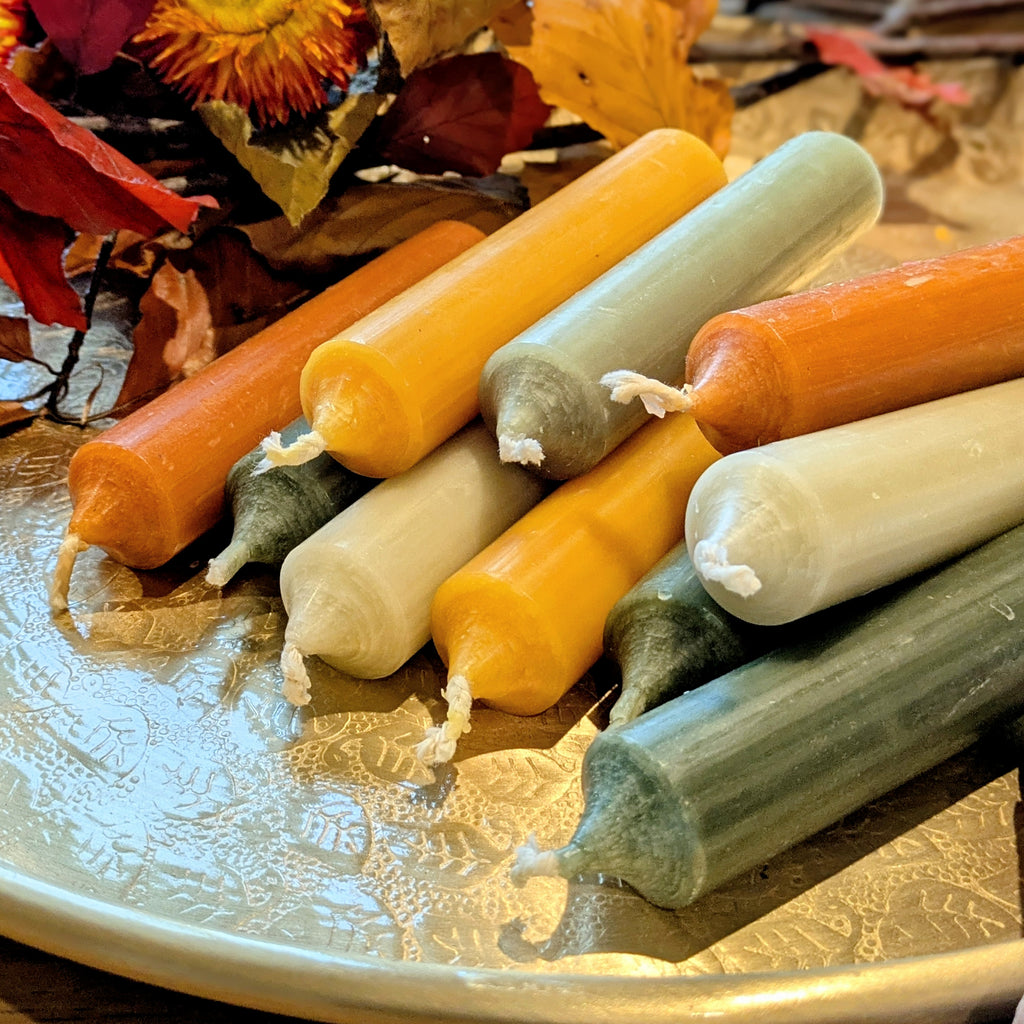 10 Mixed Short Dinner Candles | Warm Autumn Colours - Thedanes.co.uk - Creative & Sustainable Living The Scandinavian Way