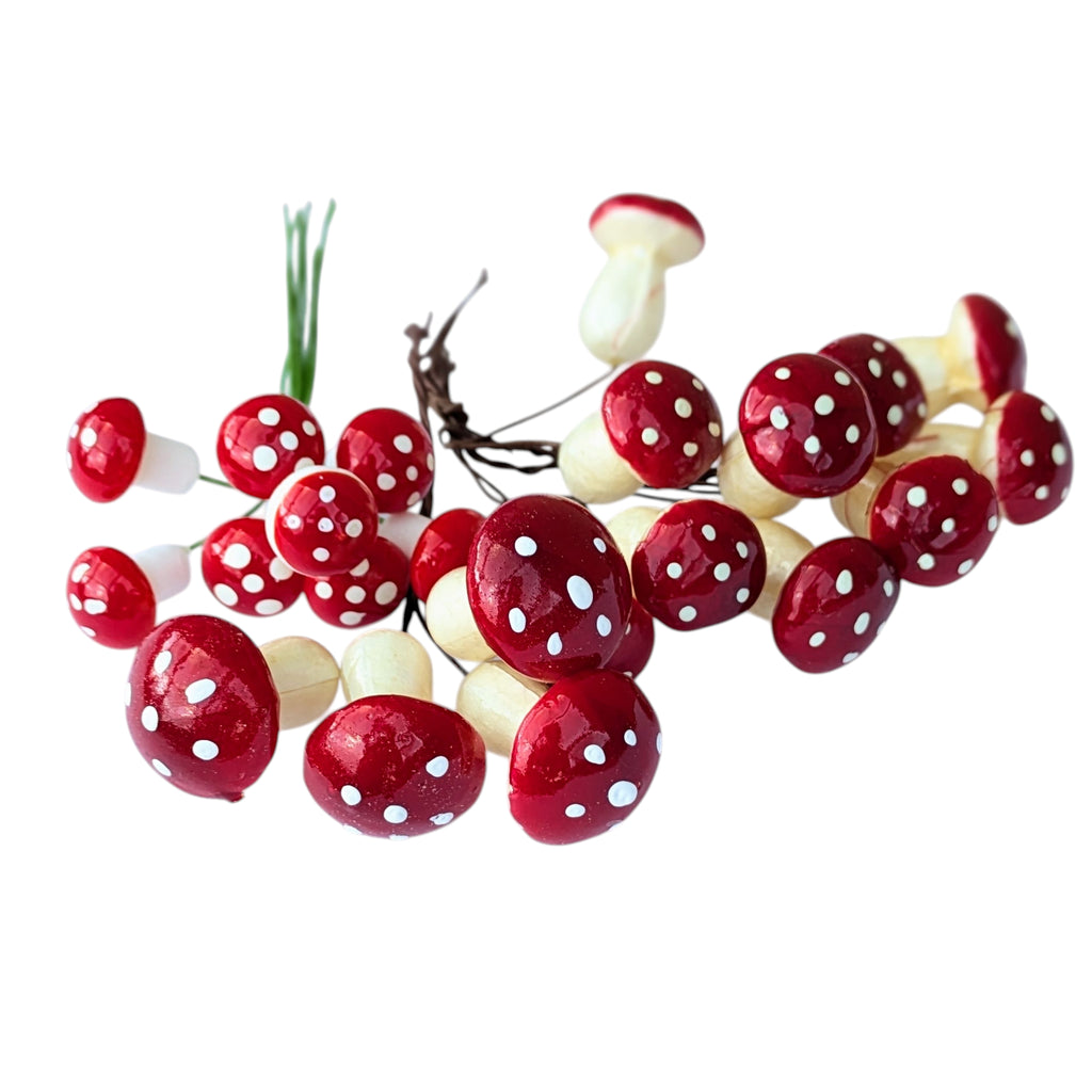 Decorative Red Polkadot Toadstool Wire Picks - Thedanes.co.uk - Creative & Sustainable Living The Scandinavian Way