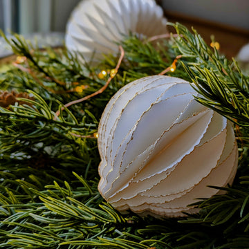 White With Gold Edge Paper Christmas Bauble Ornaments | 2 Sizes - Thedanes.co.uk - Creative & Sustainable Living The Scandinavian Way