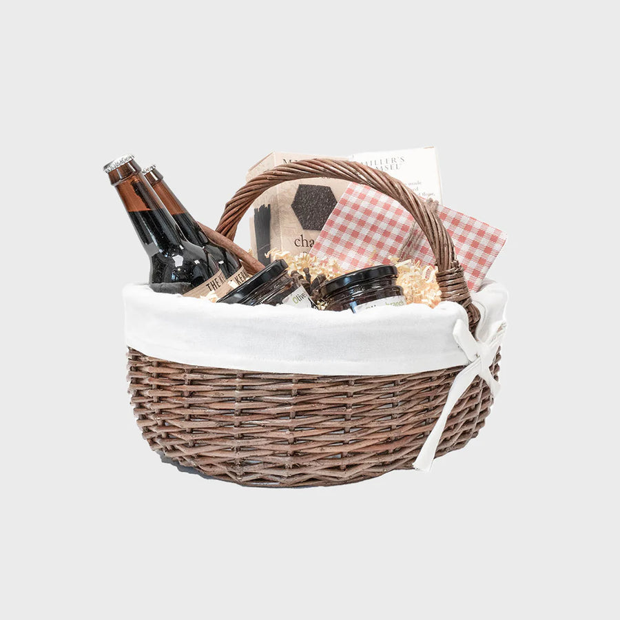 Wicker Gift Basket with Cotton Liner | Set of Two - Thedanes.co.uk - Creative & Sustainable Living The Scandinavian Way