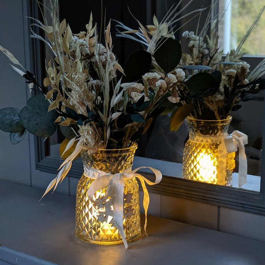 Winter Dried Flowers With Eucalyptus Glow Vase - Thedanes.co.uk - Creative & Sustainable Living The Scandinavian Way