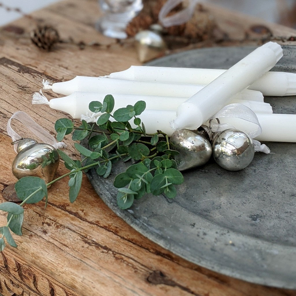 10 Dinner Candles 18cm x 2mm | White - Thedanes.co.uk - Creative & Sustainable Living The Scandinavian Way
