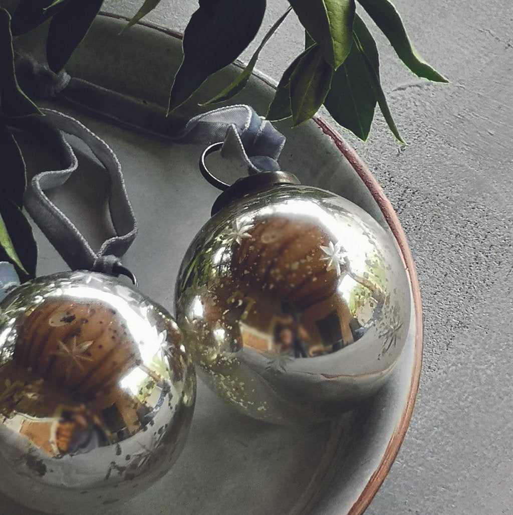 Silver Etched Star Glass Bauble - Thedanes.co.uk - Creative & Sustainable Living The Scandinavian Way