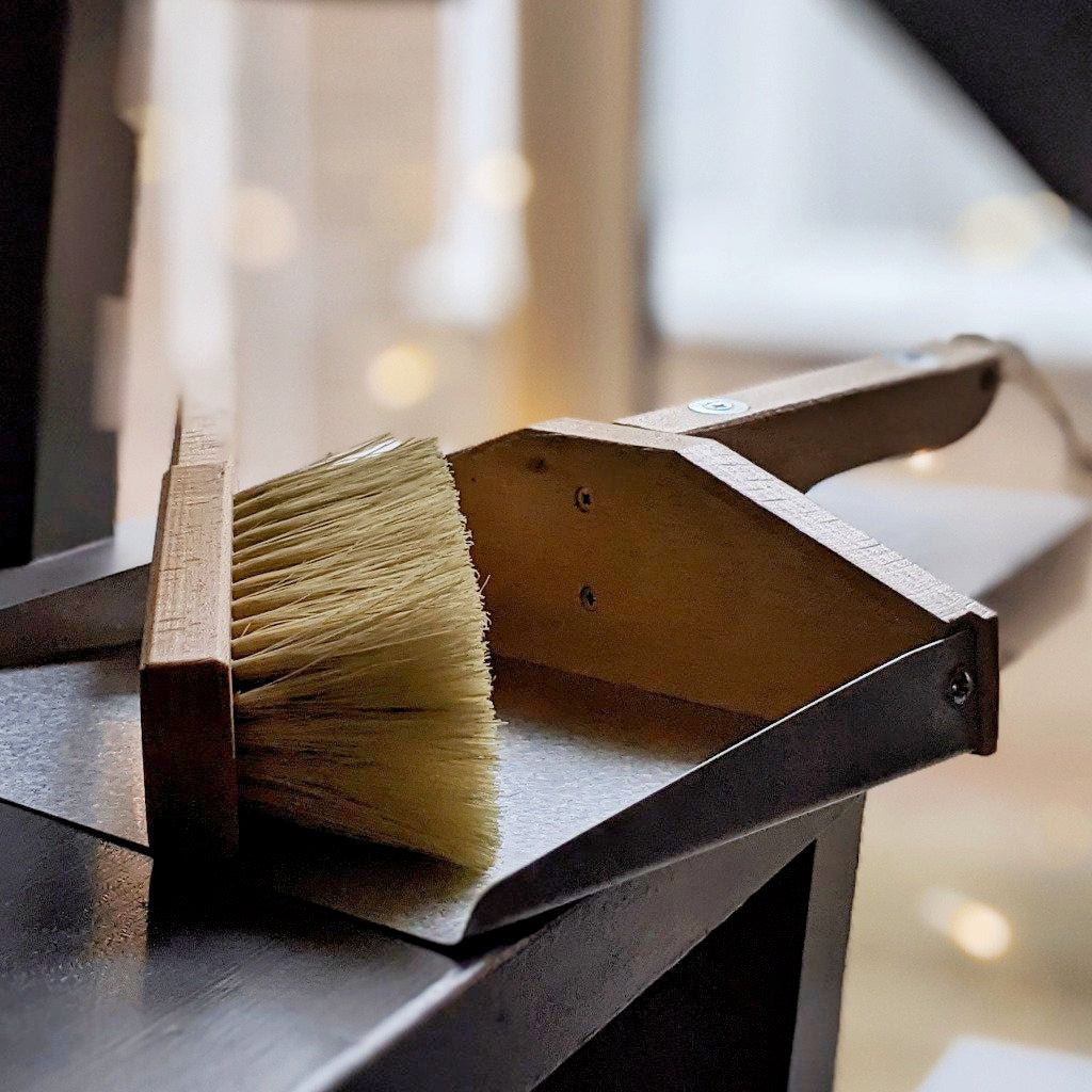 Dustpan & Brush Set - Magnetic and 100% FSC - Thedanes.co.uk - Creative & Sustainable Living The Scandinavian Way