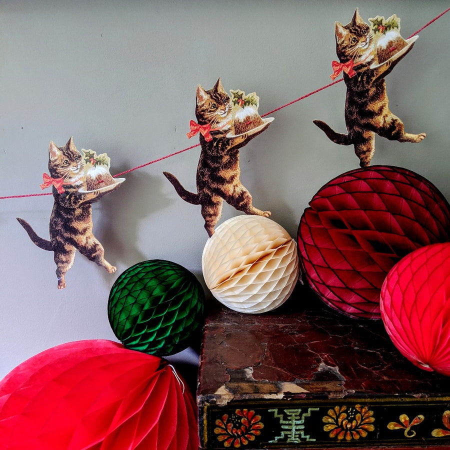 Victorian Paper Christmas Garland - Cat With Christmas Pudding - The Danes