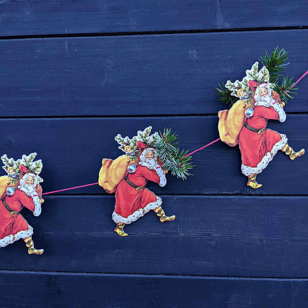 Victorian Paper Christmas Garland - Father Christmas With His Sack - Thedanes.co.uk - Creative & Sustainable Living The Scandinavian Way