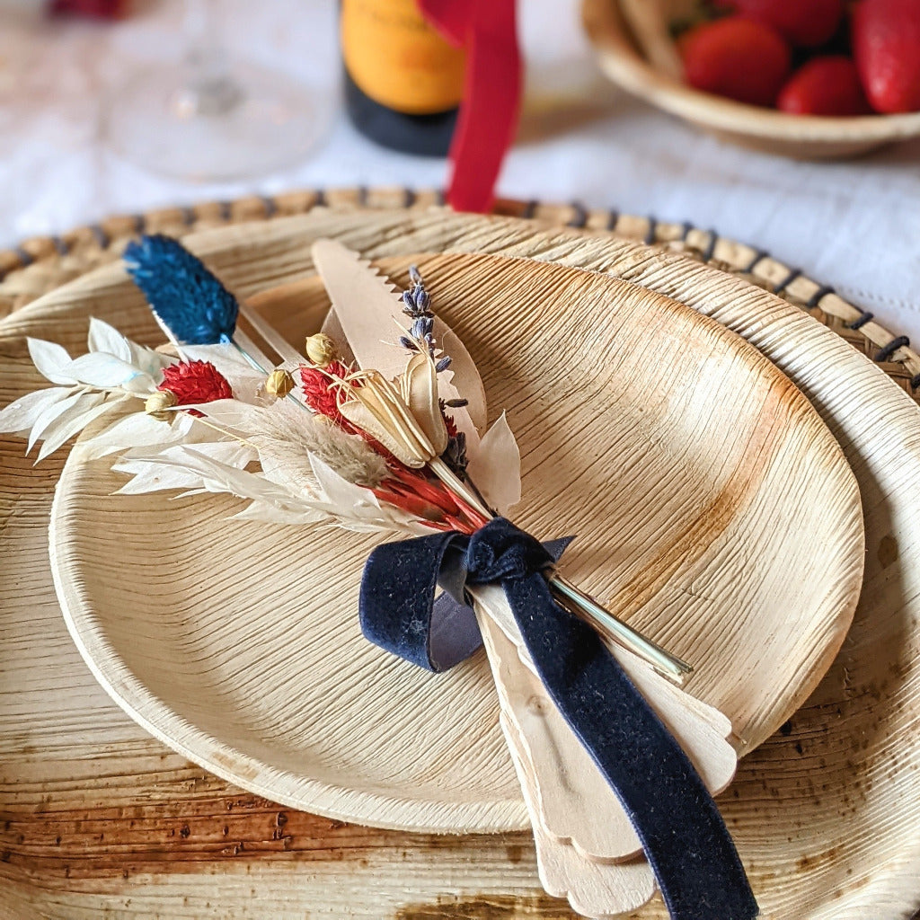 Palm Leaf Round Plate - 10"  Biodegradable - Thedanes.co.uk - Creative & Sustainable Living The Scandinavian Way